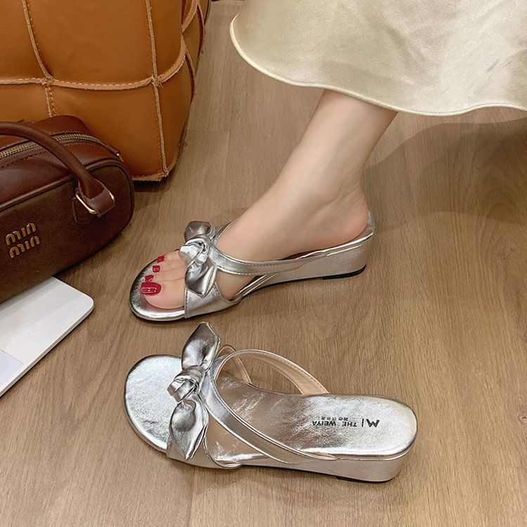 Sandals Heel Low Twisted