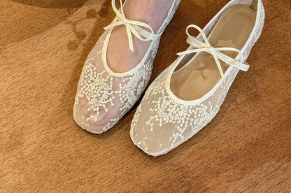 Floral Flat Mesh Mary Jane Shoes