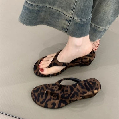 Flip-Flops Wedge Heel