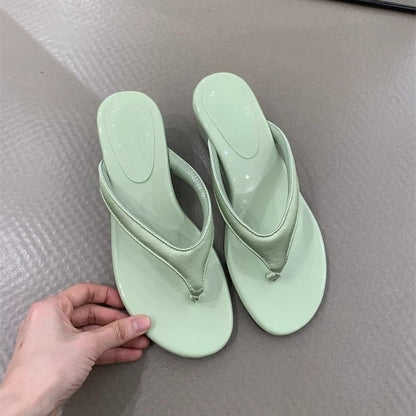 Flip-Flops Wedge Heel