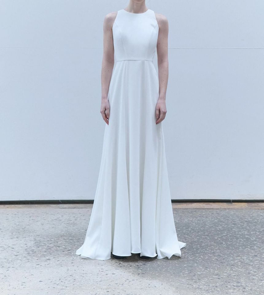Round Wedding Neck Sleeveless Gown A-Line