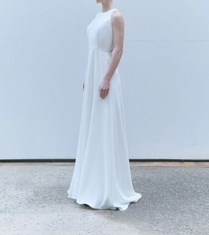 Round Wedding Neck Sleeveless Gown A-Line