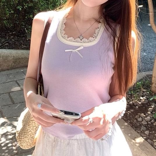 U-Neck Lace Trim Tank Top