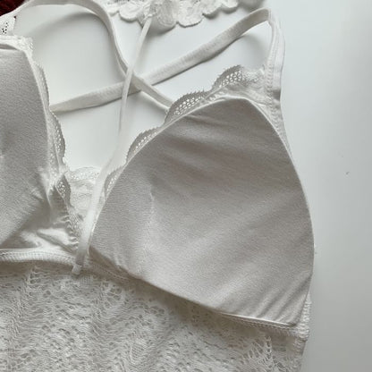 Halter Neck Lace Crop Camisole Top