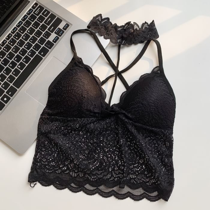 Halter Neck Lace Crop Camisole Top