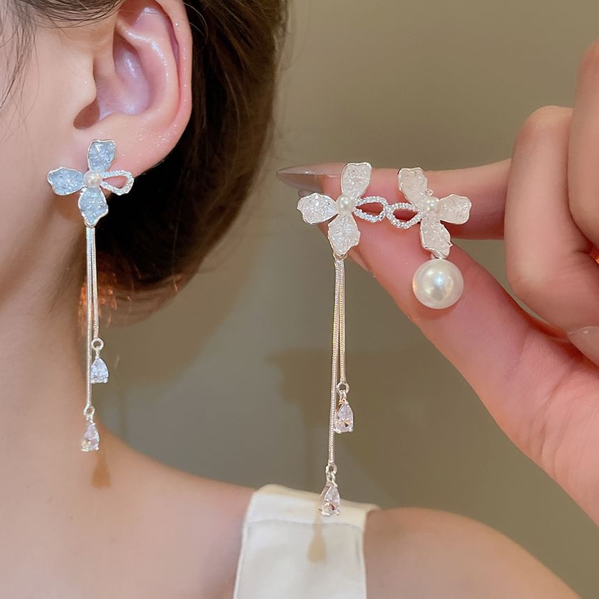 Faux Pearl Floral Dangle Earring