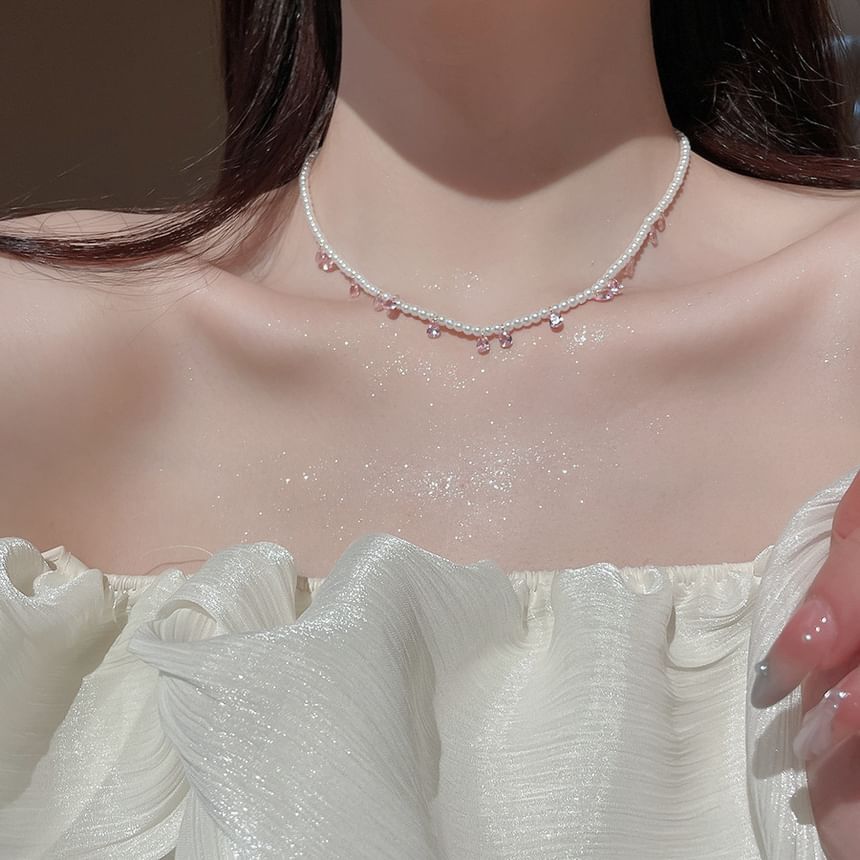 Faux Pearl Butterfly Layered Necklace / Butterfly Stud Earring