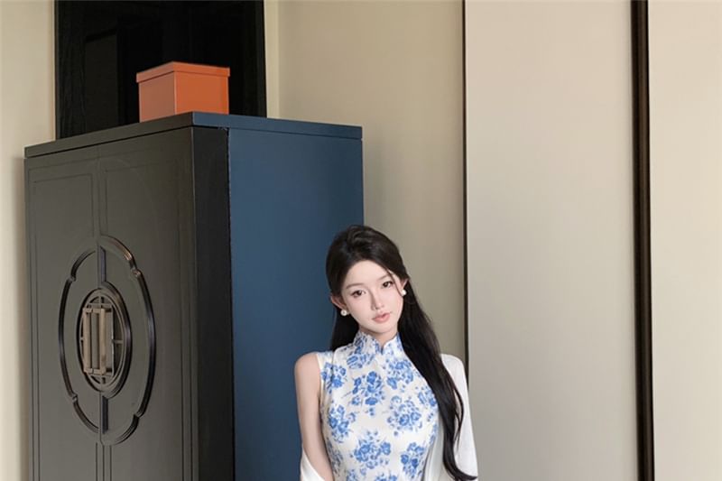Sleeveless Floral Slit Maxi Qipao / Plain Cardigan