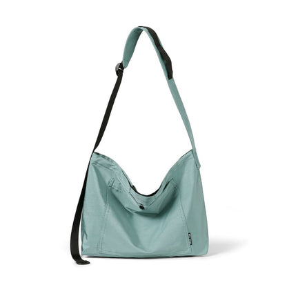 Lightweight Zip Plain Messenger Bag