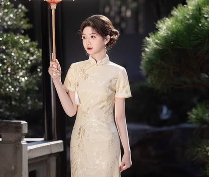 Short-Sleeve Floral Jacquard Tasseled Midi Qipao