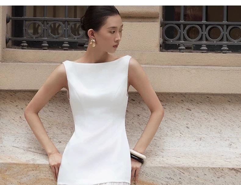 Sleeveless Boat Neck Plain Panel Mesh A-Line Wedding Gown