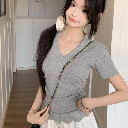 Short-Sleeve V-Neck Lace Panel Ruched Slim Fit Crop Tee