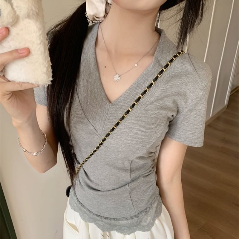 Short-Sleeve V-Neck Lace Panel Ruched Slim Fit Crop Tee