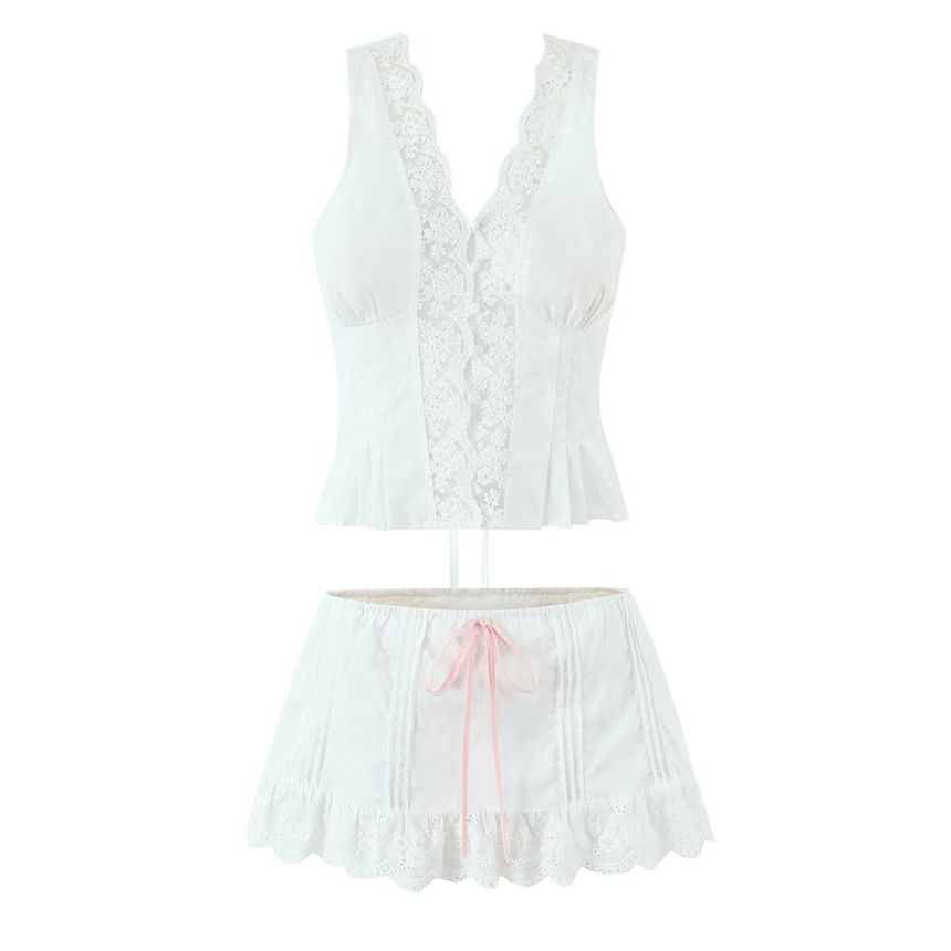 V-Neck Lace Panel Button-Up Crop Tank Top