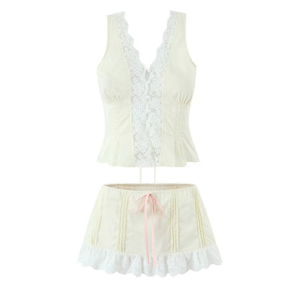 V-Neck Lace Panel Button-Up Crop Tank Top