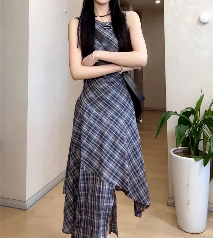 Dress Maxi Sleeveless A-Line Plaid Round Neck Asymmetrical
