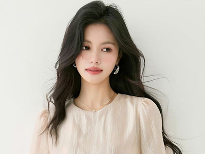 Short-Sleeve Crewneck Lace Top
