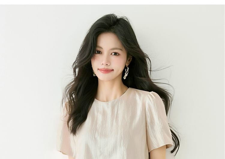 Short-Sleeve Crewneck Lace Top