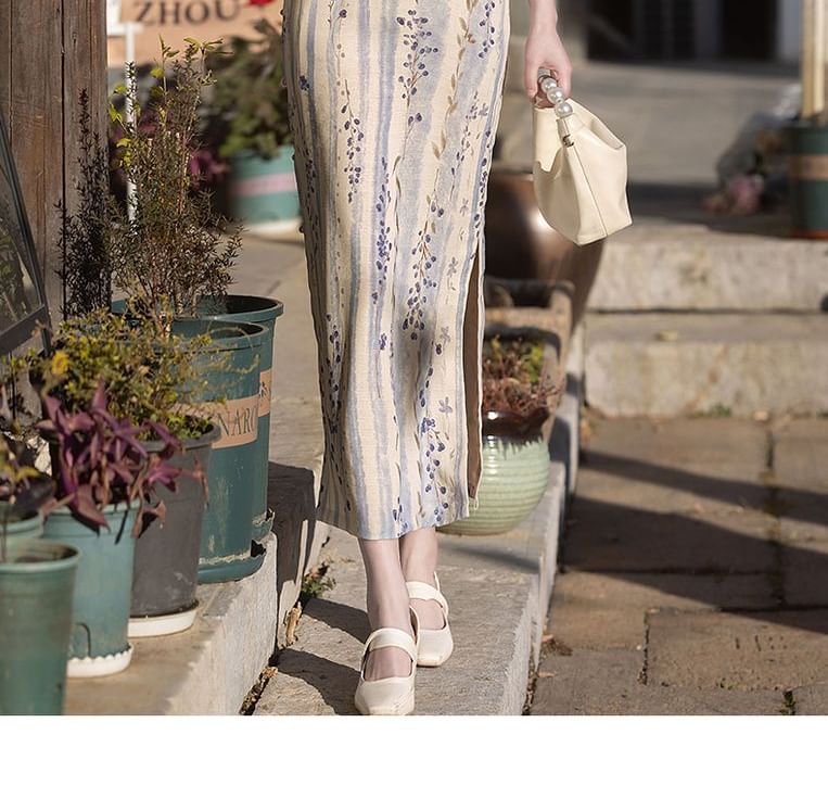 Short-Sleeve Floral Print Midi Qipao