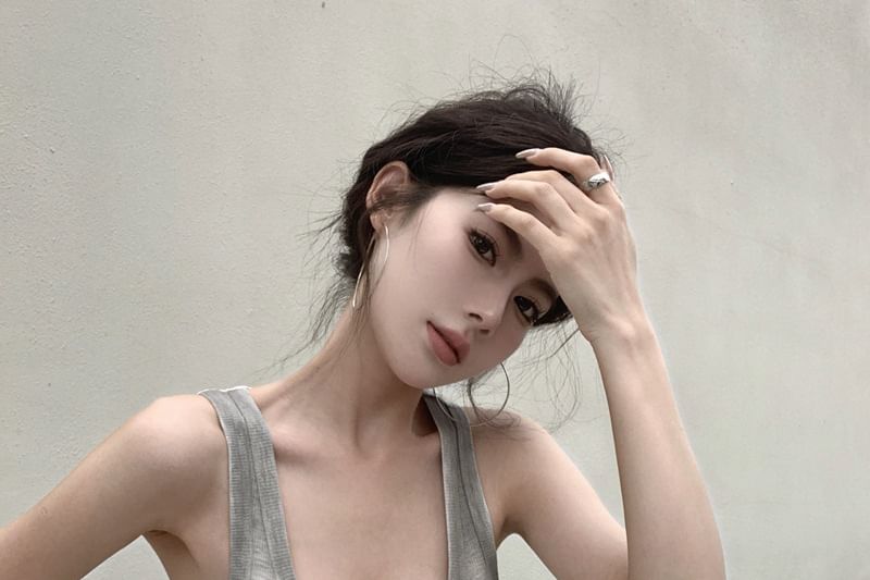 Scoop Neck Gradient Ribbed Slim Fit Tank Top