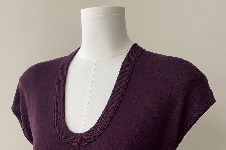 Cap-Sleeve Scoop Neck Plain Slim Fit Knit Top