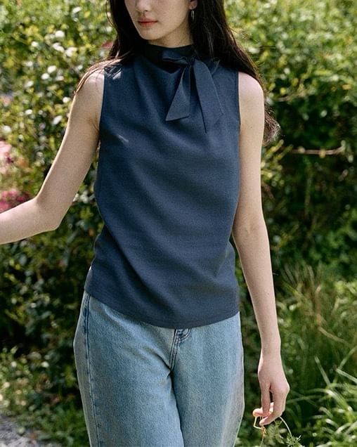 Sleeveless Mock Neck Plain Blouse