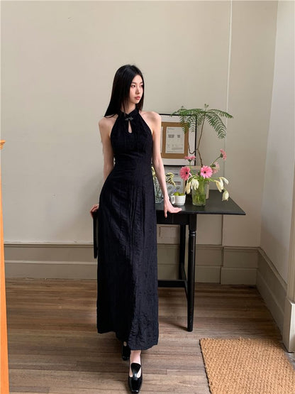 Sleeveless Halter Plain Midi A-Line Qipao