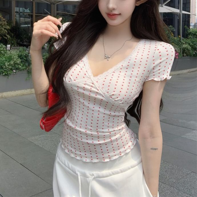 Short Sleeve V-Neck Lace-Trim Slim-Fit Tee