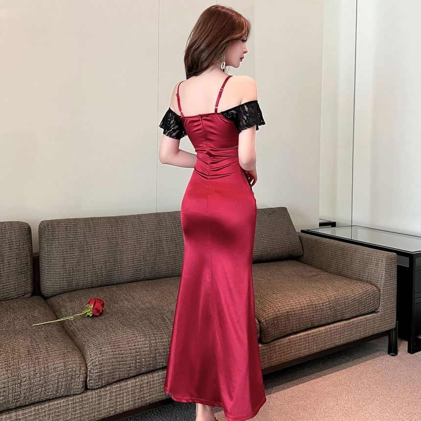 Short-Sleeve Cold Shoulder Lace Panel Ruched Slit Satin Mermaid Evening Dress