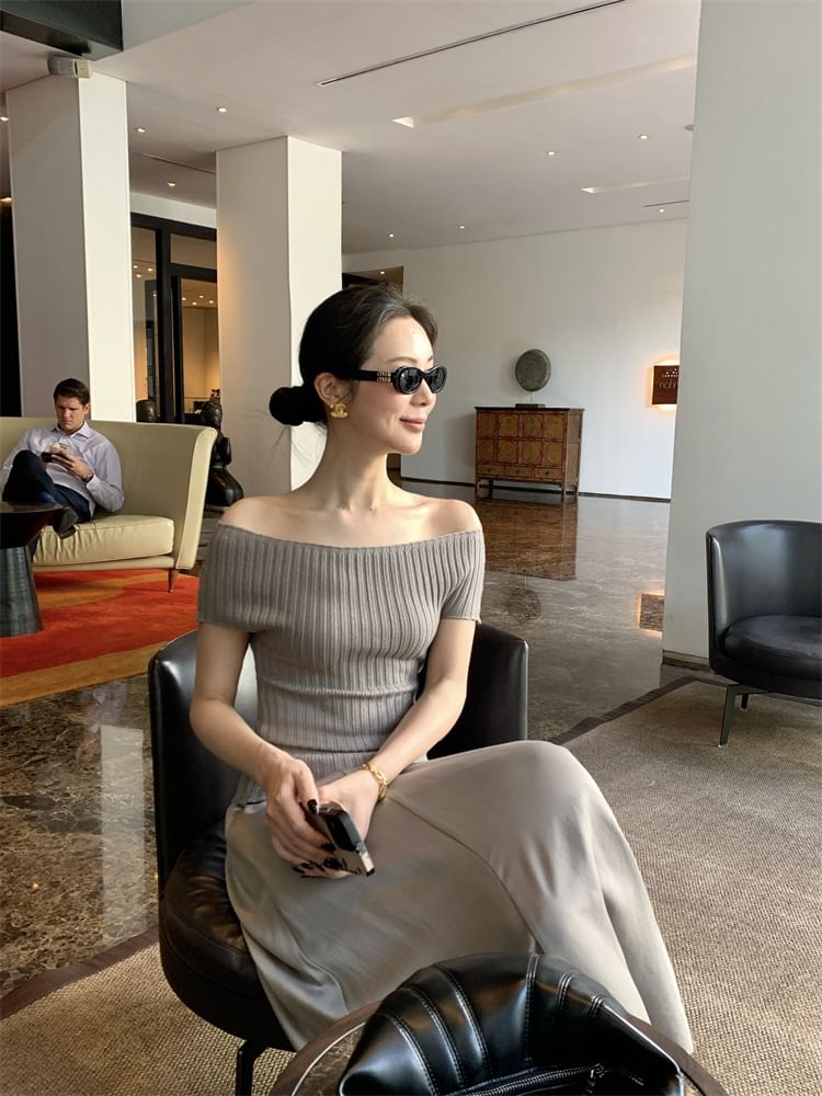 Off Knit Top Shoulder Ribbed Short-Sleeve Plain