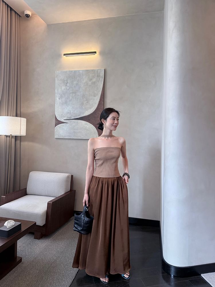 Halter Neck Plain Ribbed Knit Top