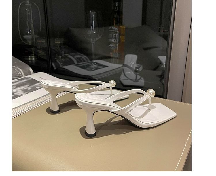 Pearl Kitten Heel Flip-Flops Faux