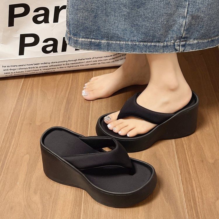 Wedge Flip-Flops Platform