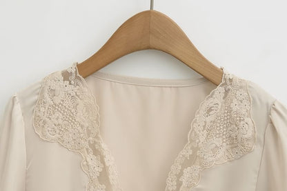 3/4 Sleeve V-Neck Lace Panel Blouse