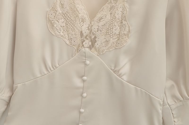 3/4 Sleeve V-Neck Lace Panel Blouse