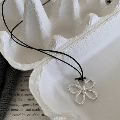 Necklace Flower Pendant Cord