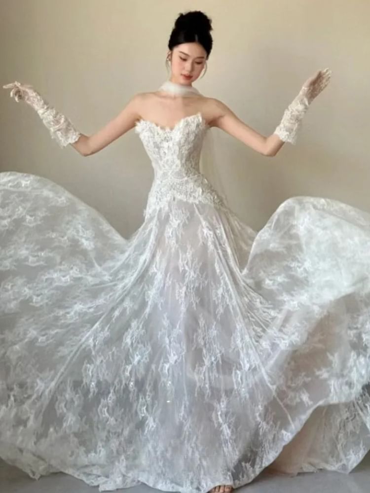 Plain Lace A-Line Tube Wedding Gown