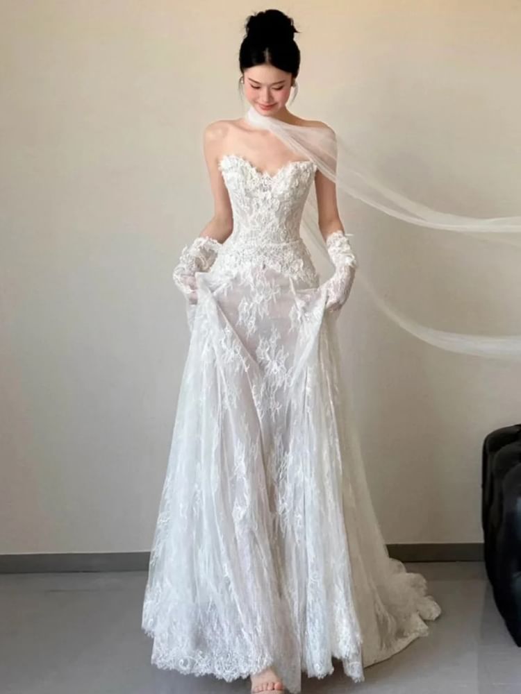 Plain Lace A-Line Tube Wedding Gown