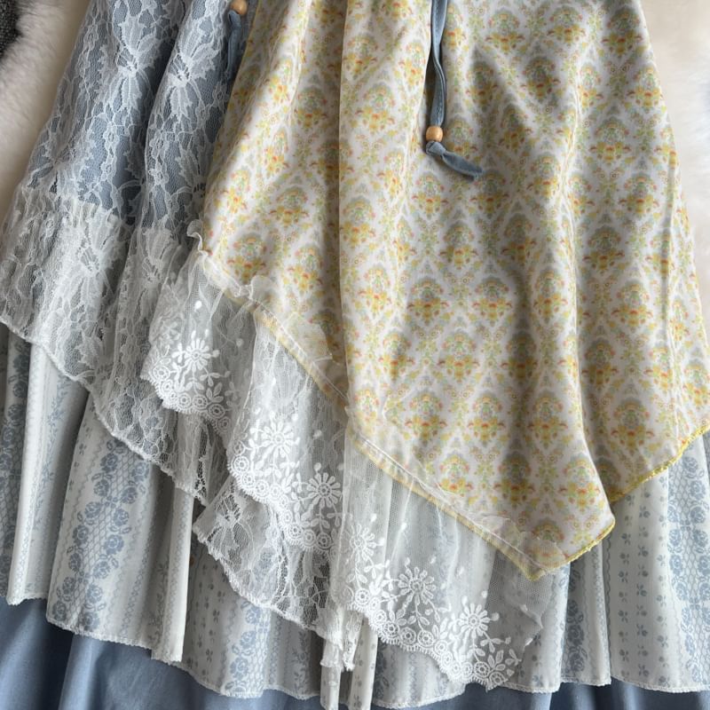 Elevated Waist Color-Blocked Lace-Trimmed Flared Maxi Skirt