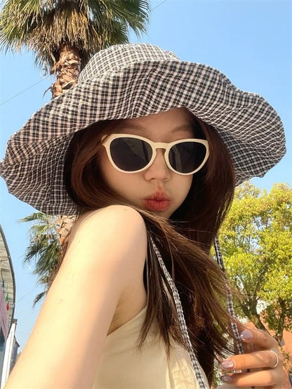 Plain Sunglasses Eye Cat