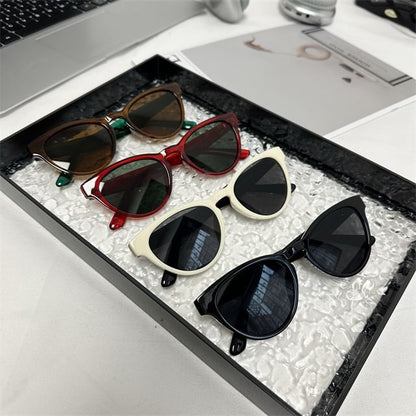 Plain Sunglasses Eye Cat