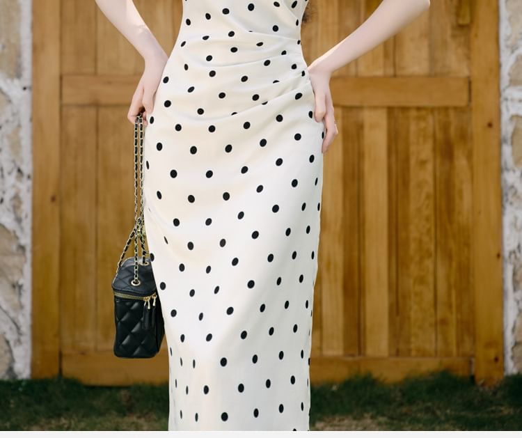 Short-Sleeve Square Neck Dotted Midi Bodycon Dress
