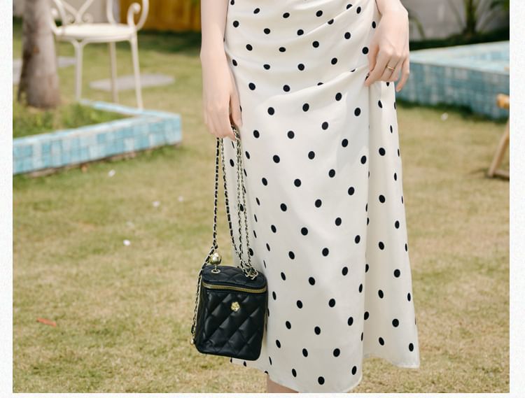 Short-Sleeve Square Neck Dotted Midi Bodycon Dress