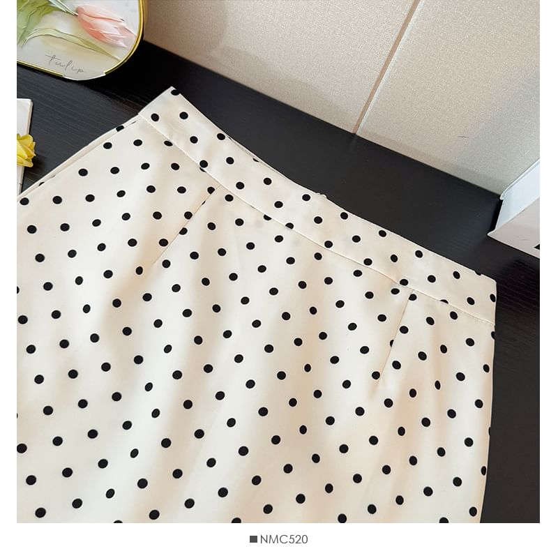 High-Rise Polka Dot Lace-Trimmed Mini Flared Skirt