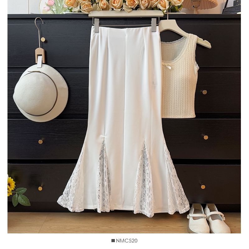 High-Rise Smooth Lace-Paneled Mermaid Midi Skirt