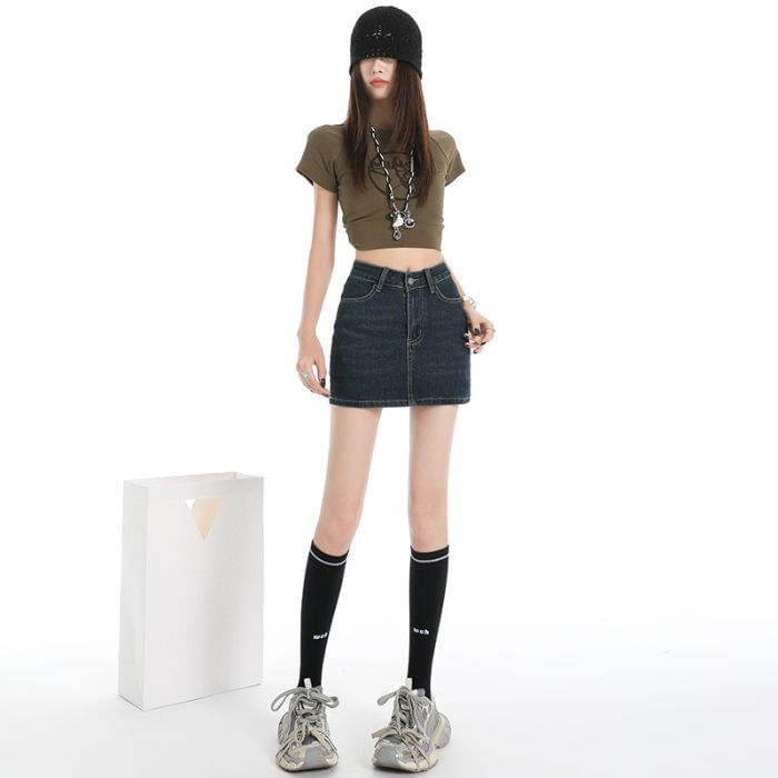 Washed Denim Mid Rise Pencil Mini Skirt
