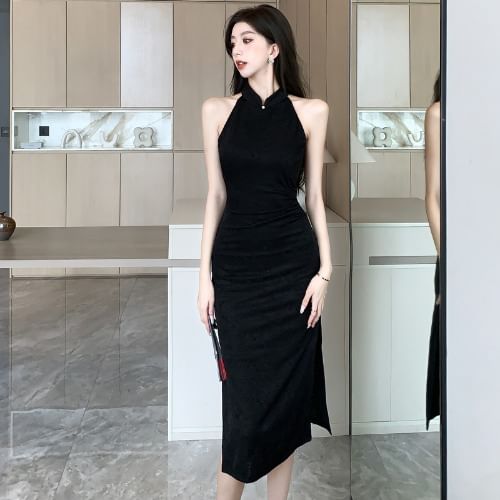 Sleeveless Plain Slit Midi Sheath Qipao