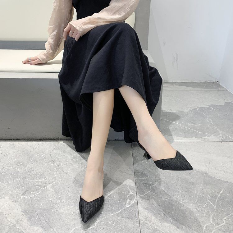 Pointed Heel Mules Toe Kitten