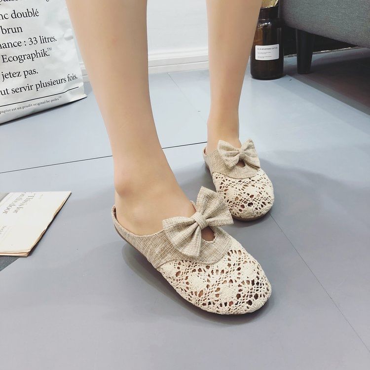Toe Mules Round Cutout Bow