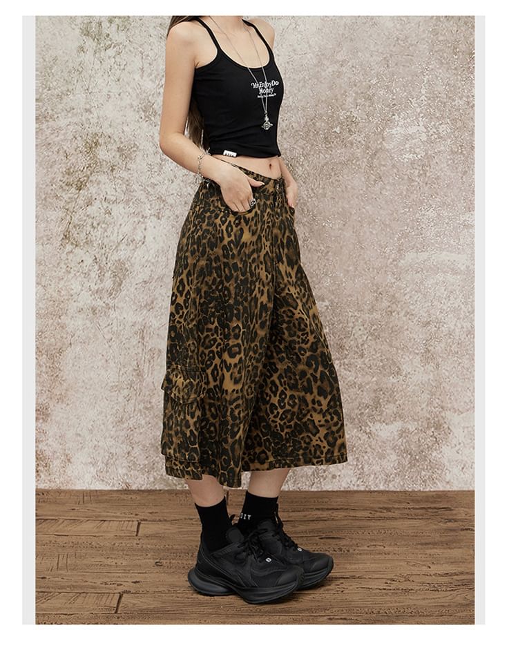 Mid Waist Leopard Print Wide Leg Jorts